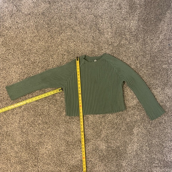 Green Ribbed Knit Sweater - Picture 3 of 3